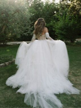 GALIA LAHAV - Ivory & Blush Overskirt (LIKE NEW)